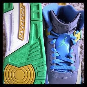 Shoes.sneakers.collectibleshoes.Nike